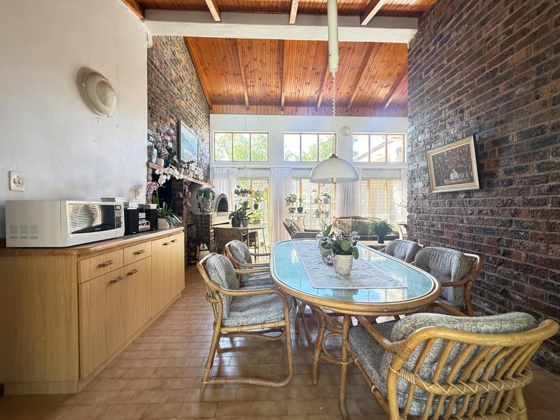 4 Bedroom Property for Sale in Panorama Western Cape